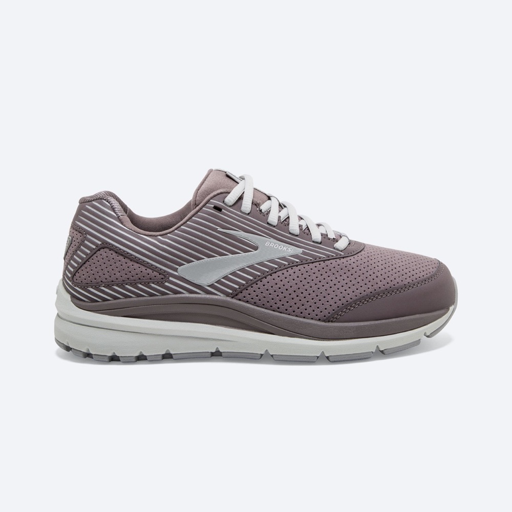 NIB Brooks Addiction Walker Suede Size 9W Women’s Wide Width